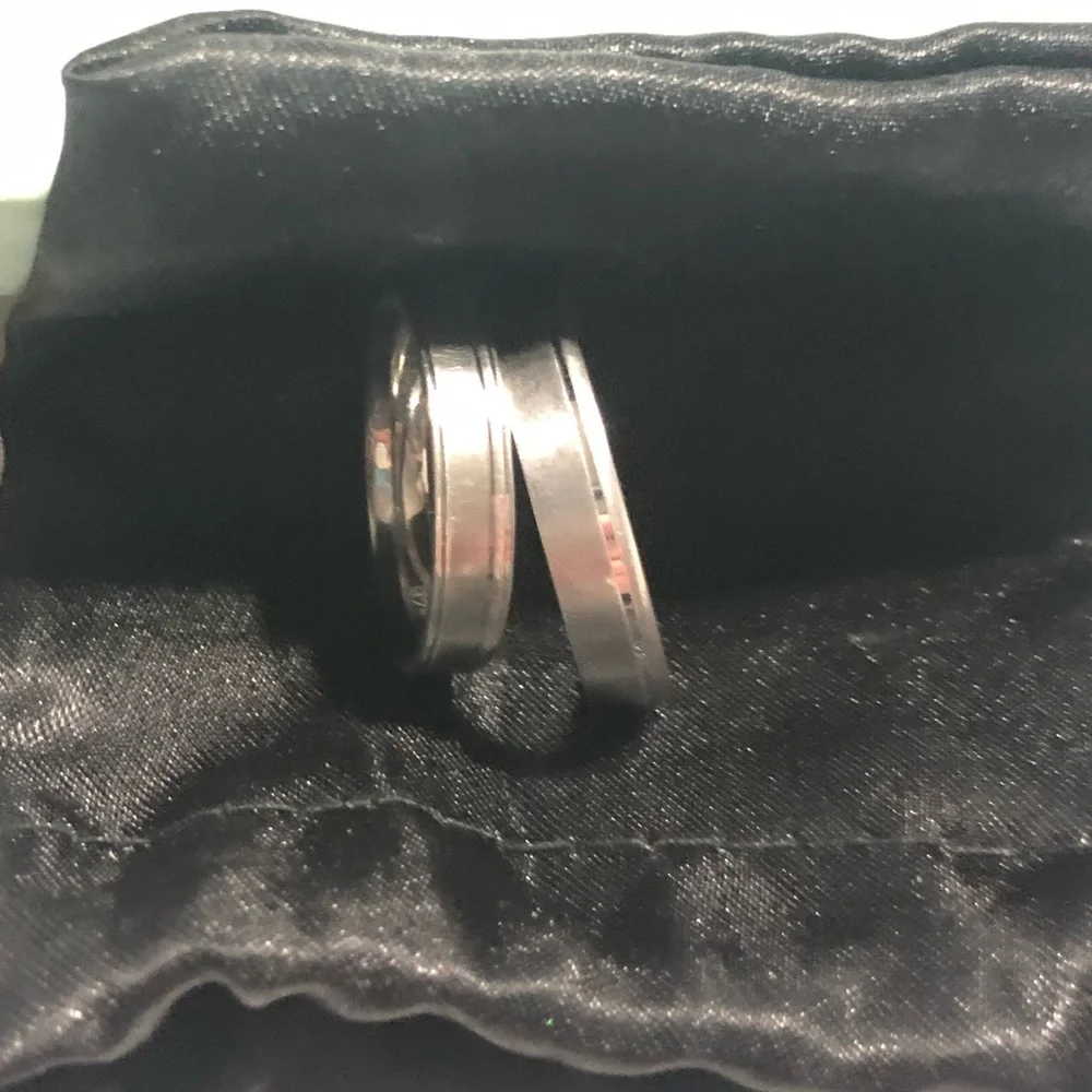 Breuning Sterling Silver 5mm width beveled striped band